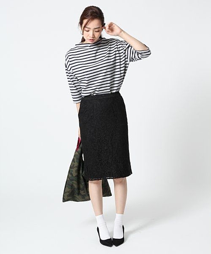 Ｐハナガラレースタイトスカート