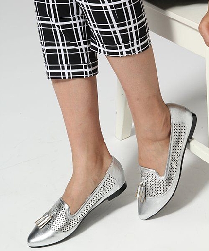 パンチングシューズ