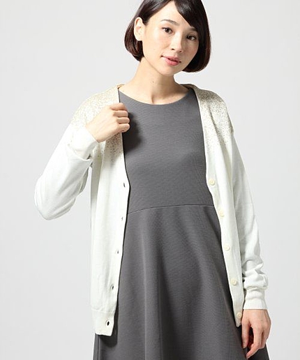 １４ＧラメジャガードＶカーディガン