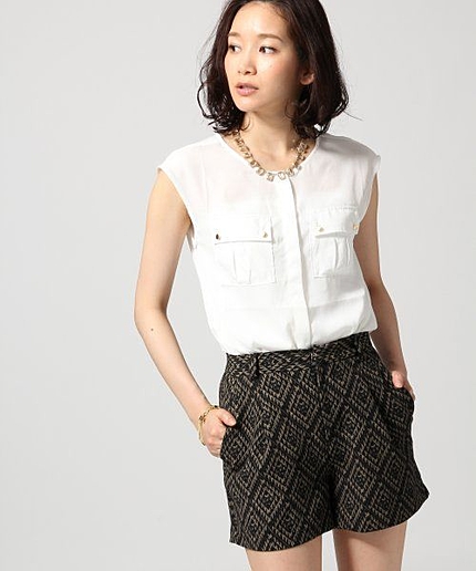 フラップポケツキノースリーブ