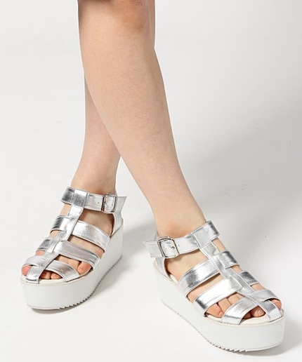 アツゾコグラディサンダル