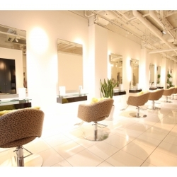 Hair esthe HAAAT 東口店
