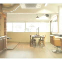 LARRY <ラリー 原宿・表参道>