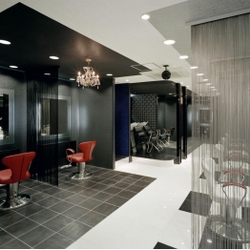 HAIR & MAKE EARTH　北千住　Black & Rose店