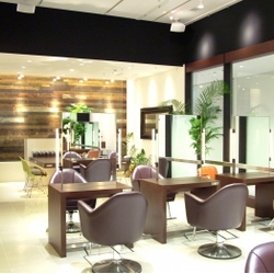 COM'S / i （コムズアイ）