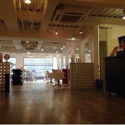 ANTENA SQUARE 【アンテナスクエア】