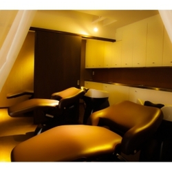 Natura栄店[ナトゥーラ]