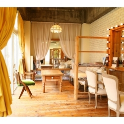 HURRAH AND THINGS　（フラー アンド シングス）