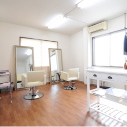 ～Ladia～【レディア 所沢店】ヘアエクステ＆まつげエクステ