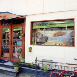 brick （ブリック）