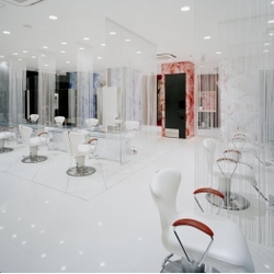 HAIR & MAKE EARTH　赤羽店