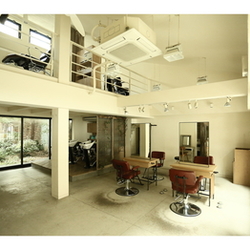 eNu　河原町　【エヌ】