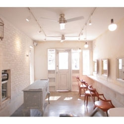 Camellia 吉祥寺　-カメリア-