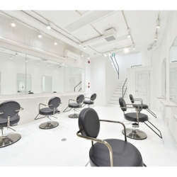 LOAVE OMOTESANDO 【ローブ オモテサンドウ】