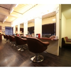 THIRTEEN13（サーティーン）