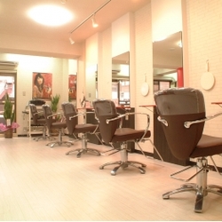 Hair-Present's　(ヘアープレゼンツ)　吉祥寺店　