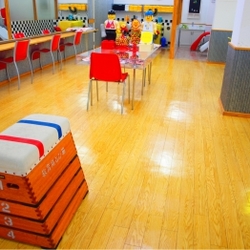 ヘアープラスチック