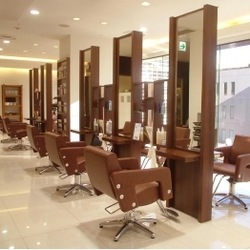 Dh-HAL-AVEDA　川崎店　ディーエイチ　ハル　アヴェダ