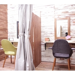 ヘアカラー&トリートメント専門店　Color Room【カラールーム】