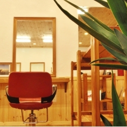 PAPRIKA hair design（パプリカ　ヘア　デザイン）