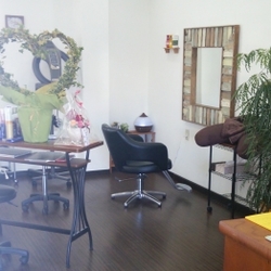 Hair room Ame【ヘアールームエメ】