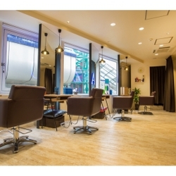 AZUL柏西口店　アズール　カシワニシグチテン