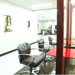Hair-Present's　（ヘアープレゼンツ）　立川店