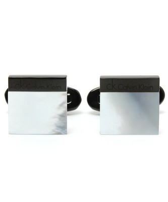 Calvin Klein ブライトシェルカフス