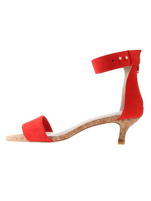 キトゥンヒールサンダル