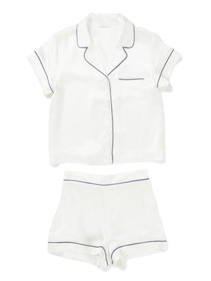 シルクパジャマ