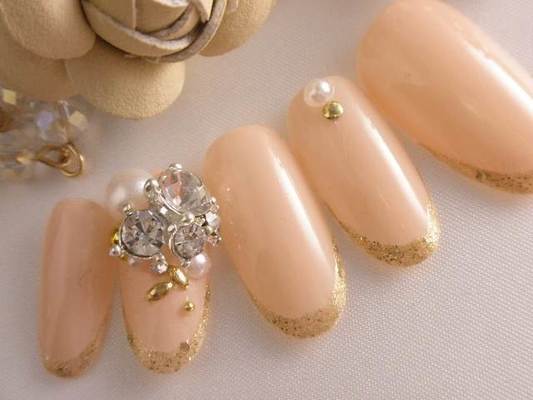 細フレンチ薬指ビジューパーツ