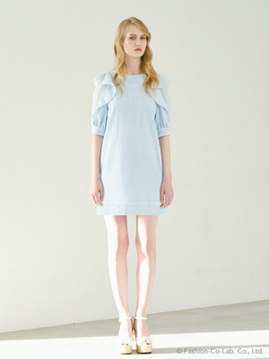 パフスリーブワンピース