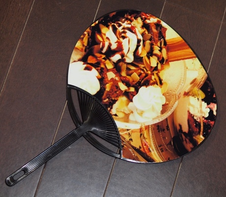 アイスクリームとパフェのうちわ