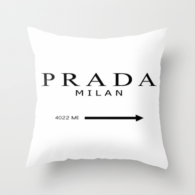 【PRADA】プラダ文字 シックなクッション カバー☆