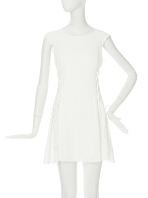 レースアップワンピース