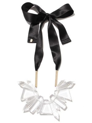 ビッグモチーフネックレス