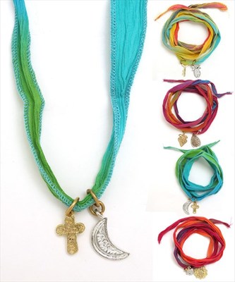 シルクリボンブレスレット