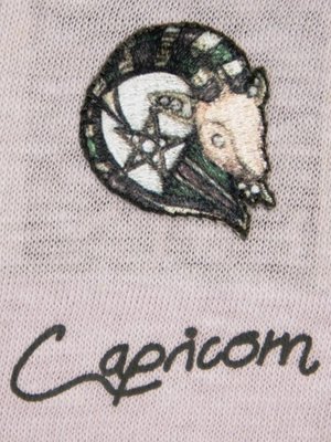 The virgins Capriconus