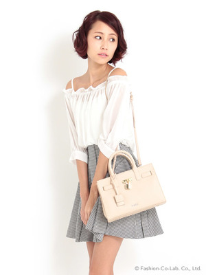 オフショルドッキングワンピース