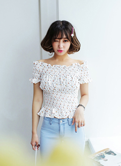 	 小花柄ウエストシャーリングオフショルダーブラウス・全2色・t44255