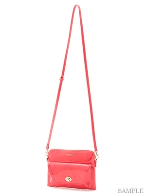 アウトポケットポシェット