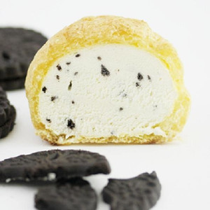 ヒロタのシューアイス：クッキー＆クリーム