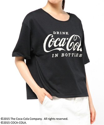 DOUBLE NAME ＣｏｃａＣｏｌａ(コカ・コーラ)半袖Ｔシャツ