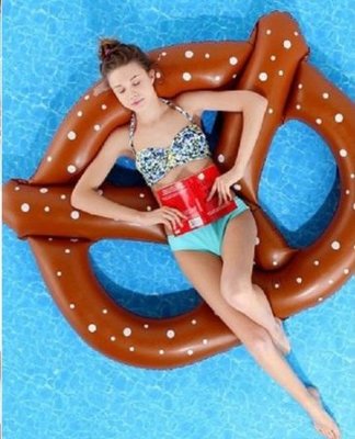 プルッツエル型 浮き輪