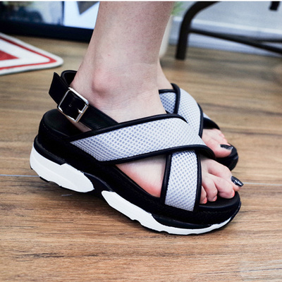 メッシュX字サンダル