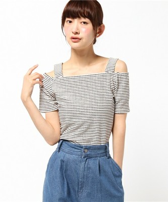 オフショルダーボーダープルオーバー