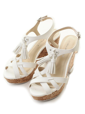 【石田ニコルさん着用】センタータッセルウエッジサンダル