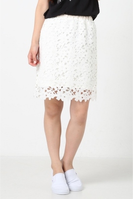 カットフラワーレースタイトスカート