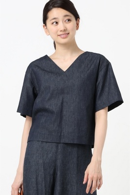 ライトデニム Vネックプルオーバー