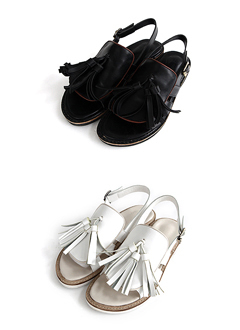 タッセル付きベルトサンダル・全3色